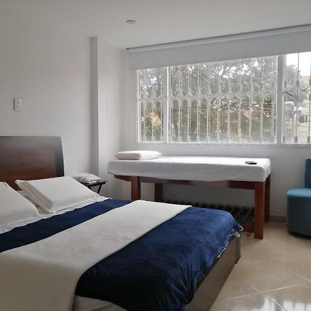 C Hotelera Rey.Es Bogota Buitenkant foto