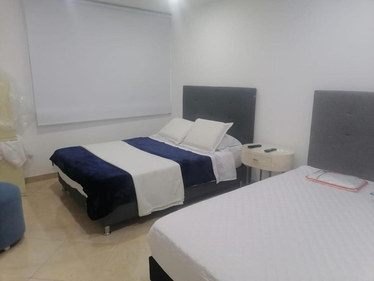 C Hotelera Rey.Es Bogota Buitenkant foto